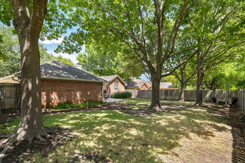 9604 Yellowstone Road Waco, TX 76712