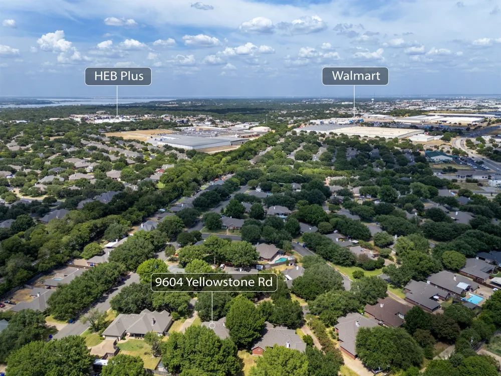9604 Yellowstone Road Waco, TX 76712
