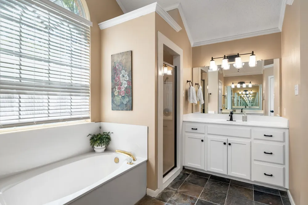 9604 Yellowstone Road Waco, TX 76712