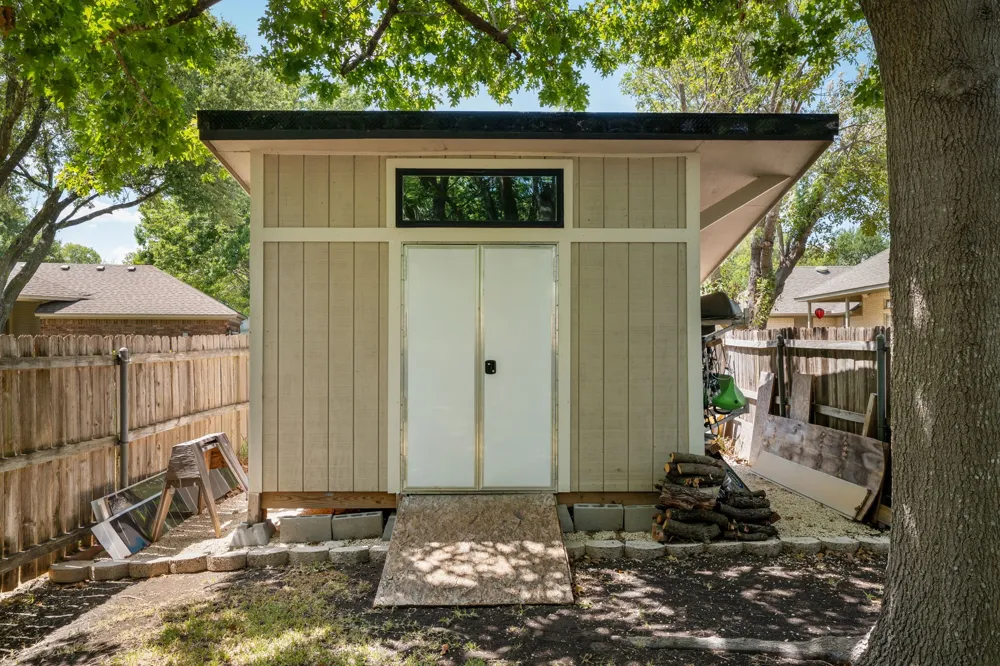 9604 Yellowstone Road Waco, TX 76712