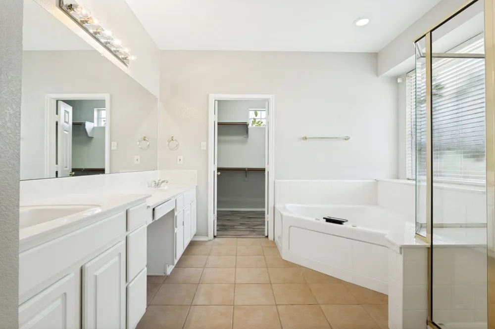 534 Hackberry Drive Murphy, TX 75094
