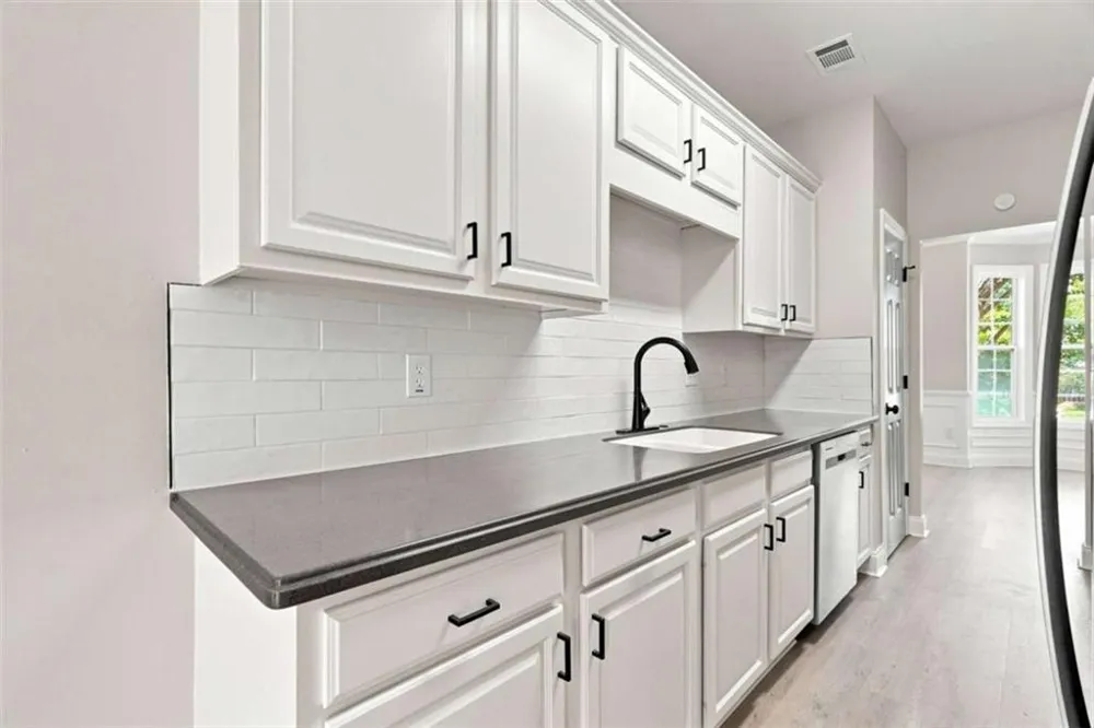 9051 Bayrose Circle East Point, GA 30344