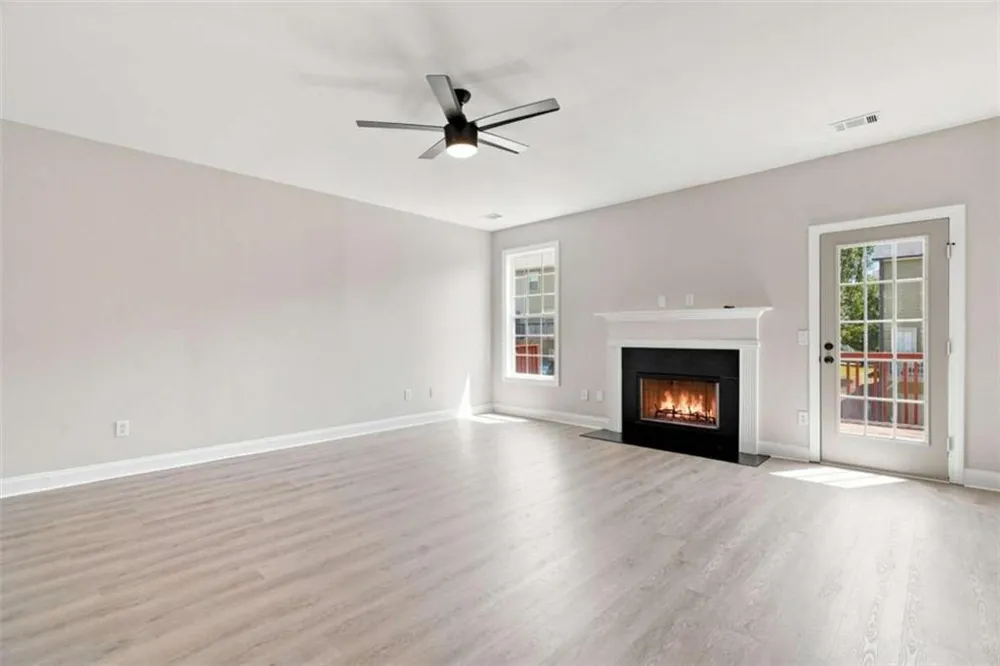9051 Bayrose Circle East Point, GA 30344