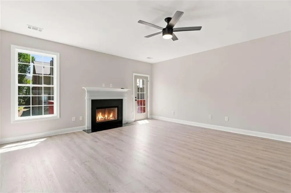 9051 Bayrose Circle East Point, GA 30344