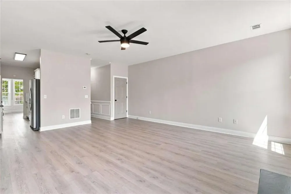 9051 Bayrose Circle East Point, GA 30344