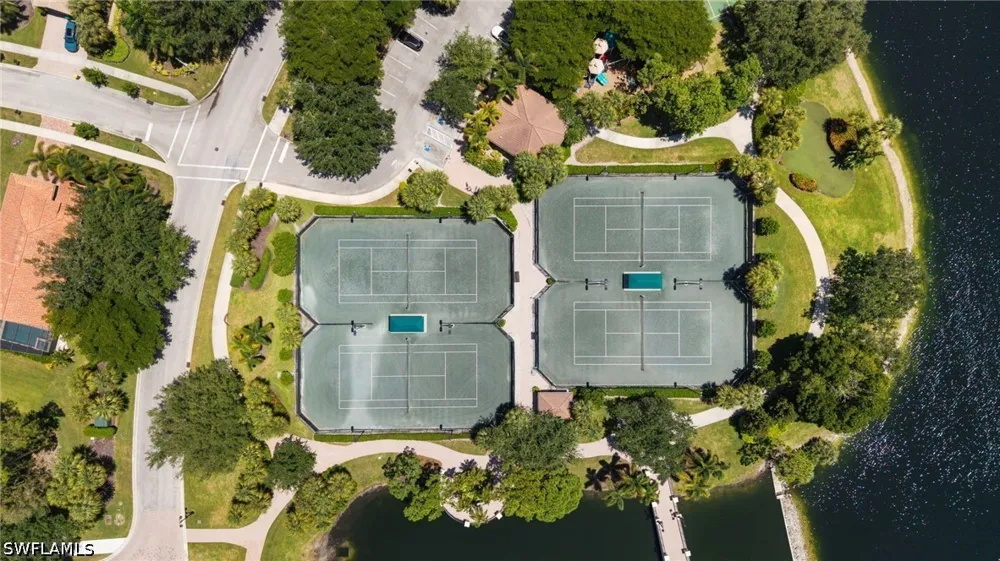 Triandra Lane Naples, FL 34119