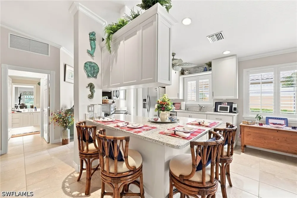 Rozzini Lane Naples, FL 34114