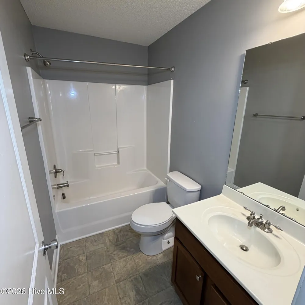 2552 Saddleback Drive #B Winterville, NC 28590