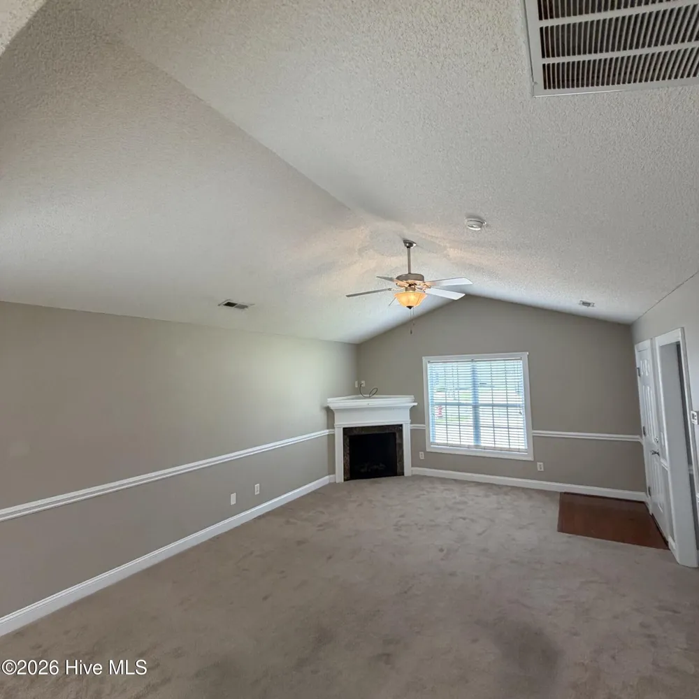 2552 Saddleback Drive #B Winterville, NC 28590
