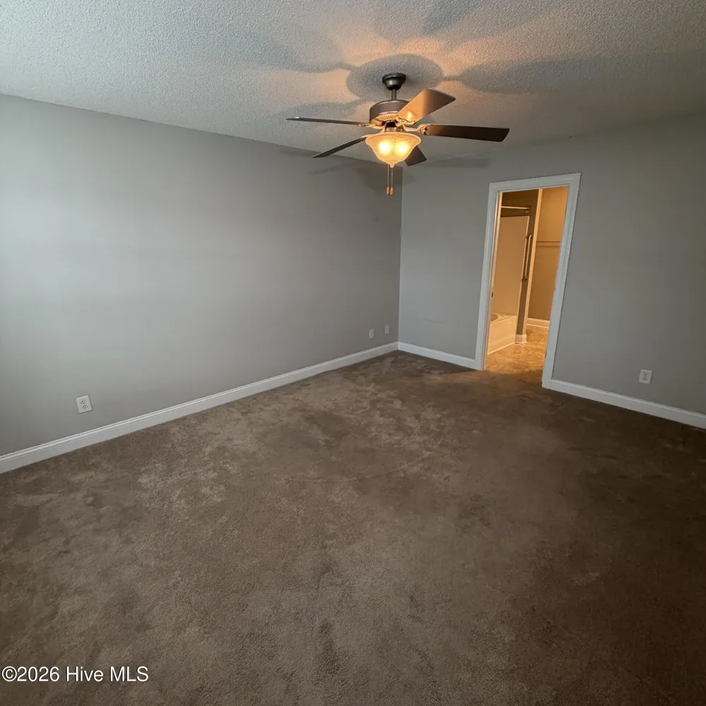 2552 Saddleback Drive #B Winterville, NC 28590