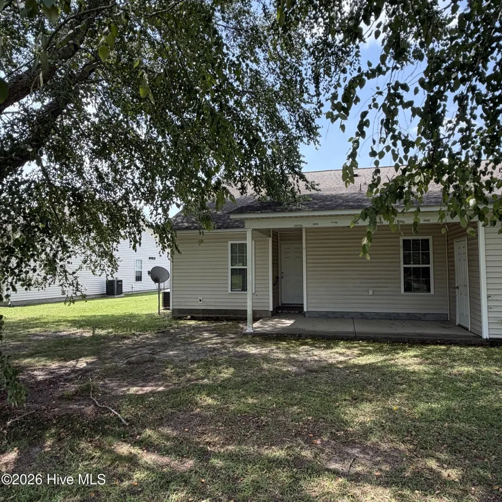 2552 Saddleback Drive #B Winterville, NC 28590