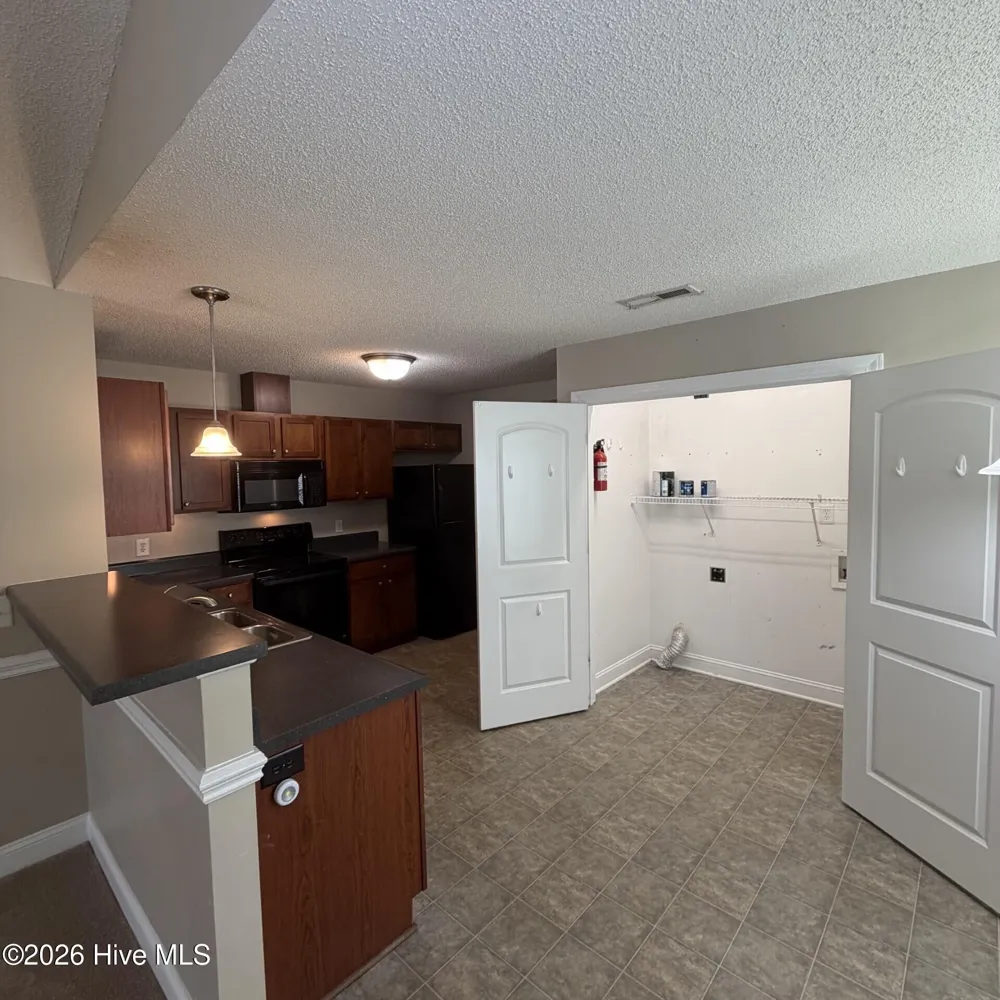 2552 Saddleback Drive #B Winterville, NC 28590