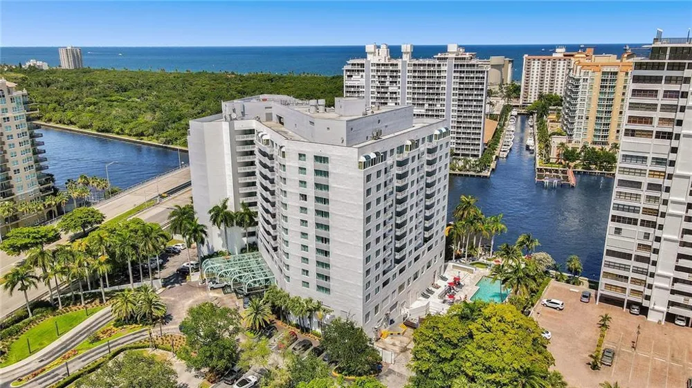 2670 E Sunrise Boulevard #323 Fort Lauderdale, FL 33304
