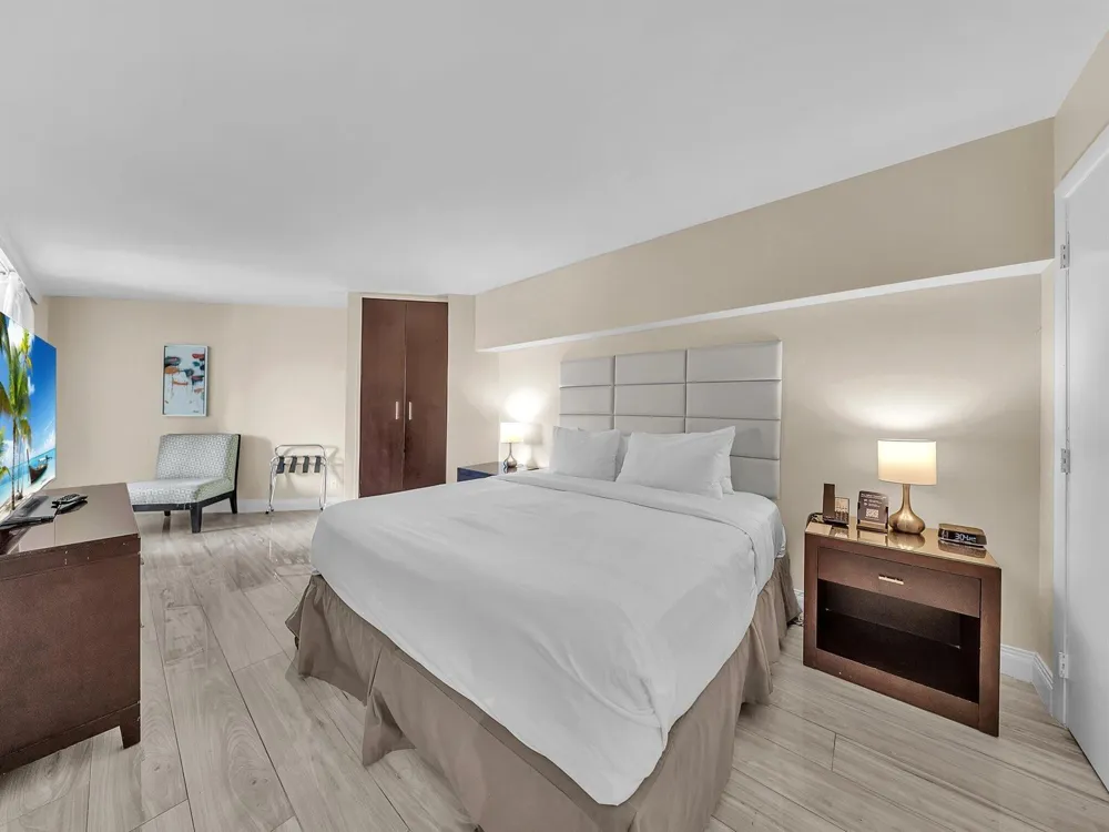 2670 E Sunrise Boulevard #323 Fort Lauderdale, FL 33304