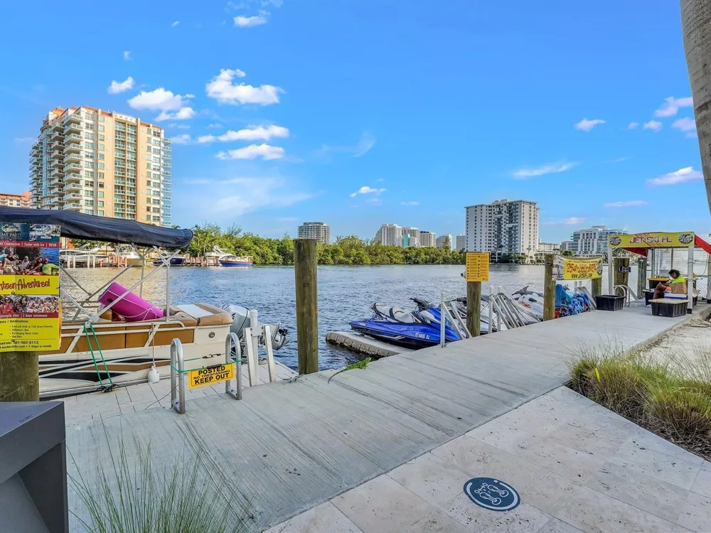 2670 E Sunrise Boulevard #323 Fort Lauderdale, FL 33304