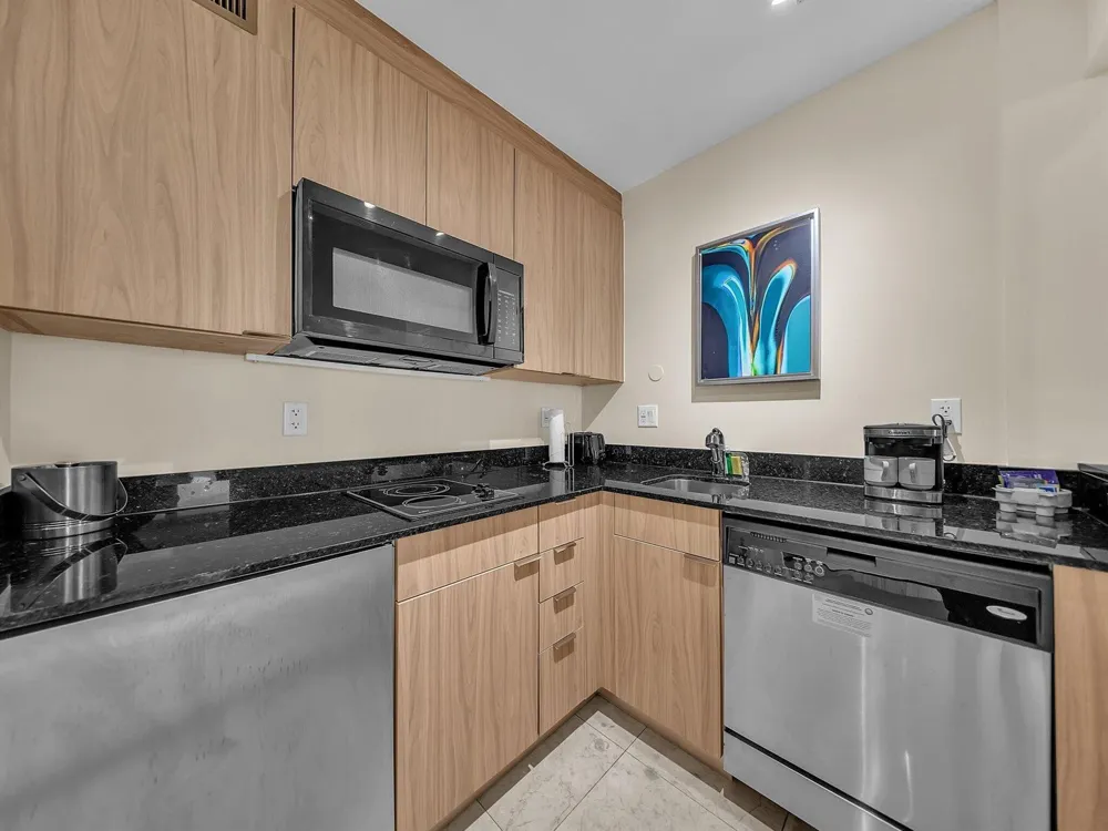 2670 E Sunrise Boulevard #323 Fort Lauderdale, FL 33304