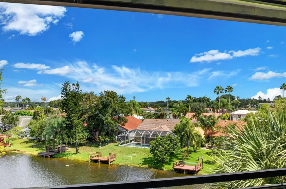 12524 SHORELINE DRIVE #404 Wellington, FL 33414