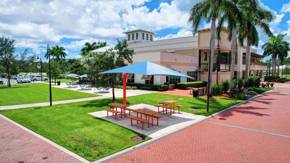 12524 SHORELINE DRIVE #404 Wellington, FL 33414