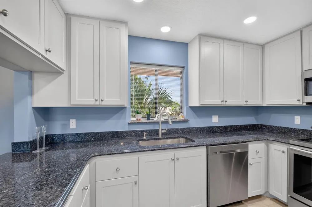 12524 SHORELINE DRIVE #404 Wellington, FL 33414