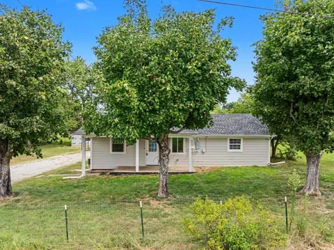 272 Clubbs Rd
