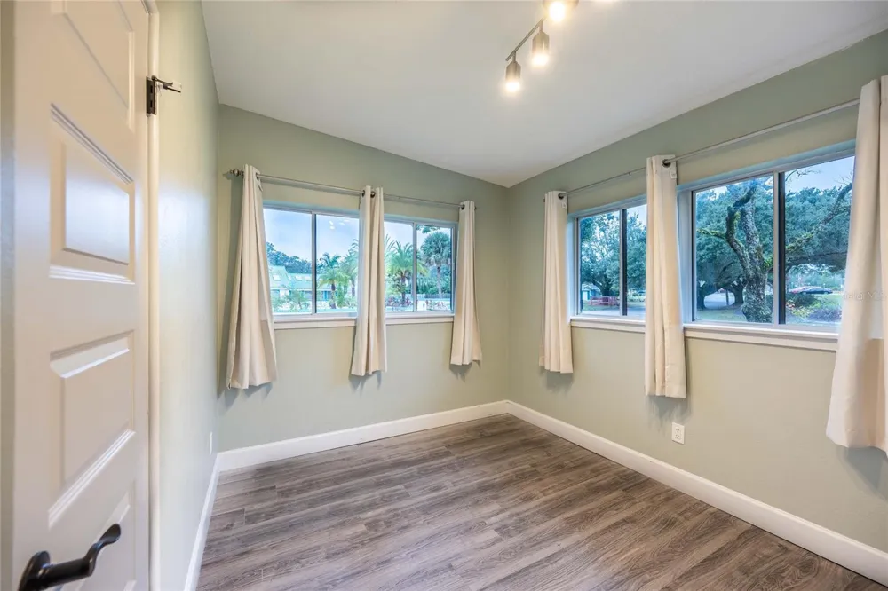 2231 NAIRN DRIVE Winter Park, FL 32792