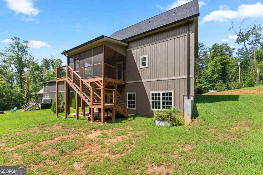 85 Deer Valley Estate RD Sautee Nacoochee, GA 30571