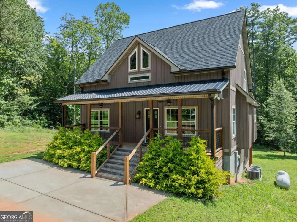 85 Deer Valley Estate RD Sautee Nacoochee, GA 30571