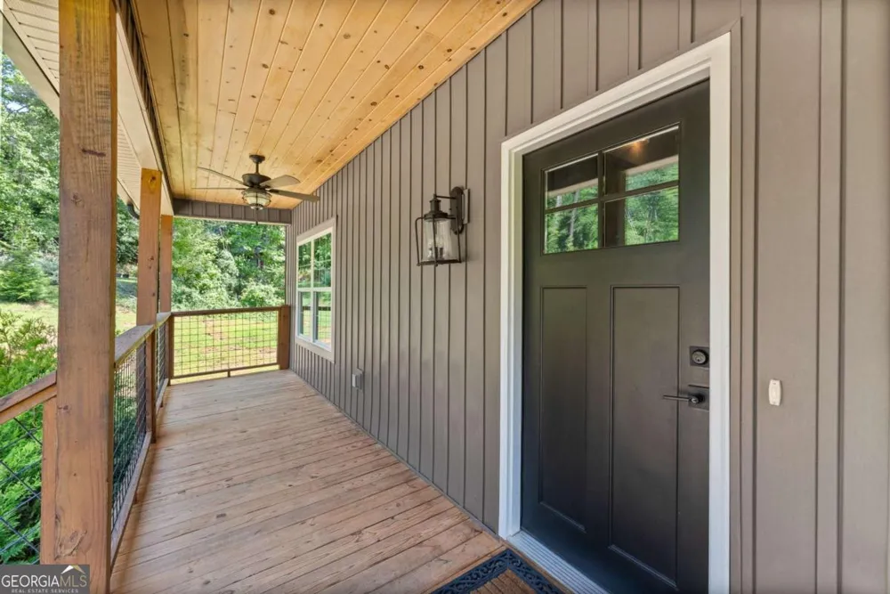 85 Deer Valley Estate RD Sautee Nacoochee, GA 30571