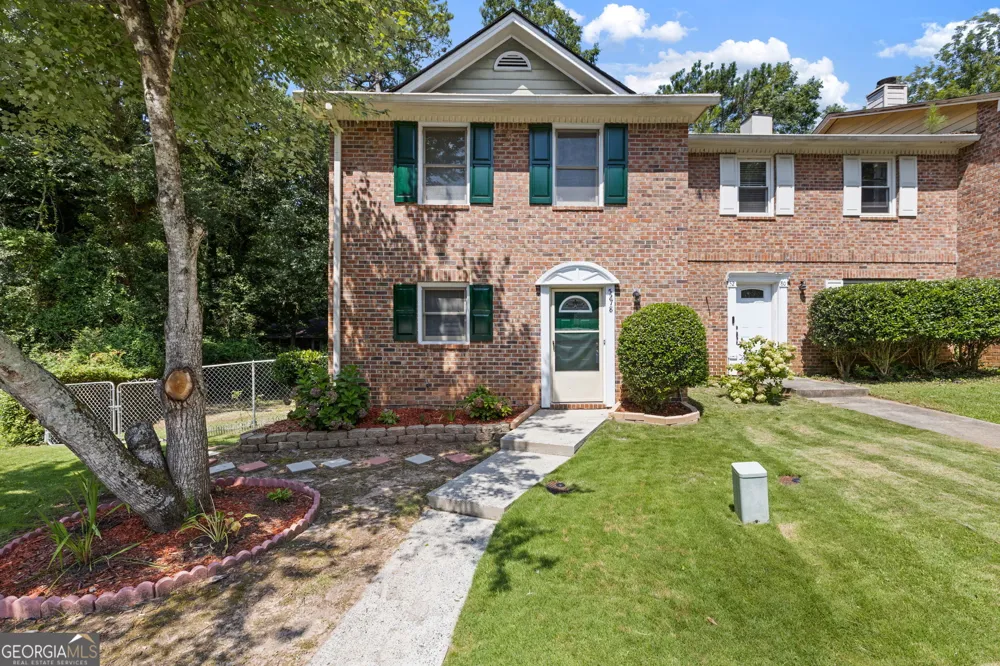 5278 Oakridge DR Stone Mountain, GA 30083