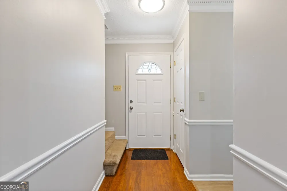 5278 Oakridge DR Stone Mountain, GA 30083