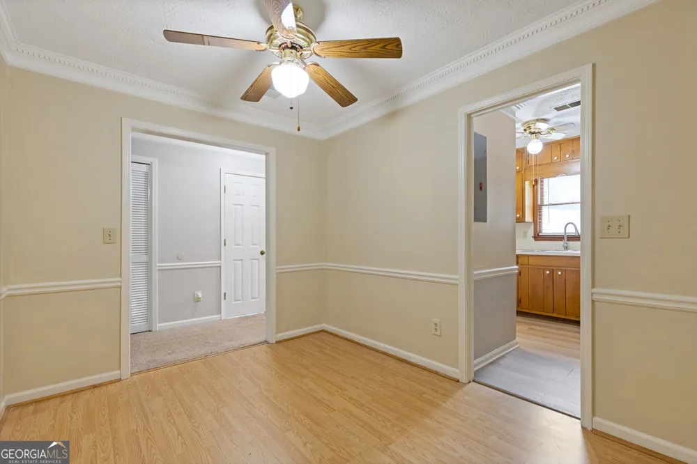 5278 Oakridge DR Stone Mountain, GA 30083