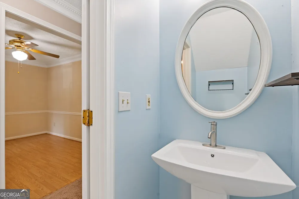 5278 Oakridge DR Stone Mountain, GA 30083