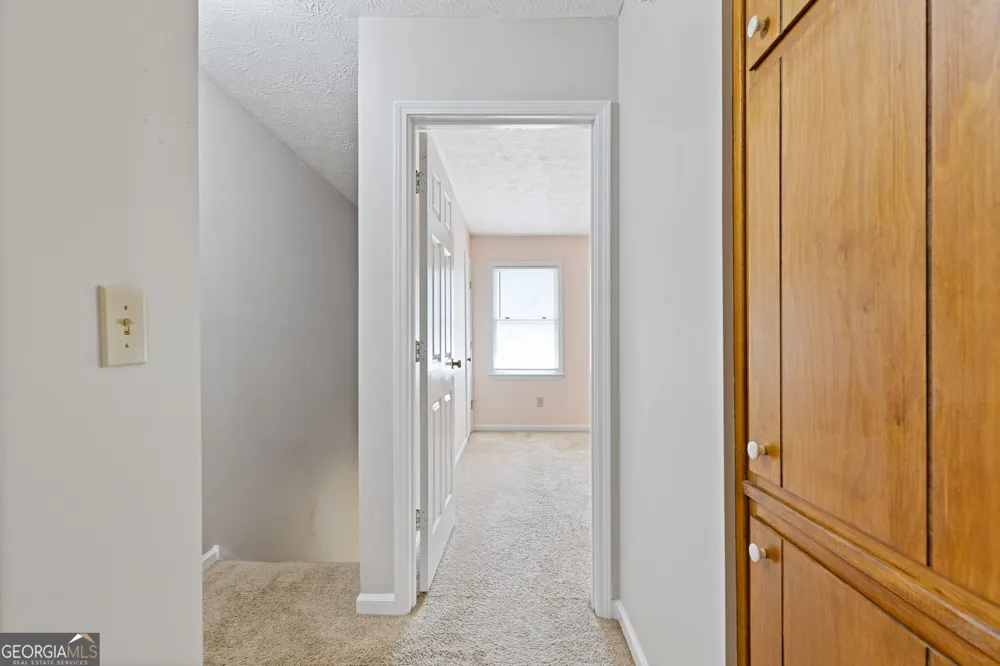 5278 Oakridge DR Stone Mountain, GA 30083
