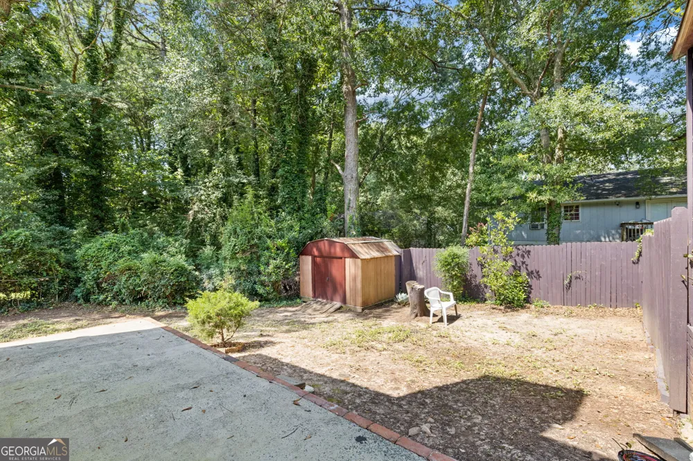 5278 Oakridge DR Stone Mountain, GA 30083
