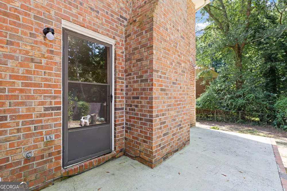 5278 Oakridge DR Stone Mountain, GA 30083
