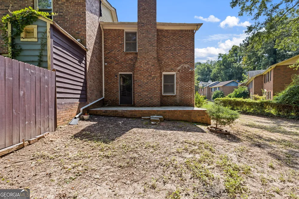 5278 Oakridge DR Stone Mountain, GA 30083