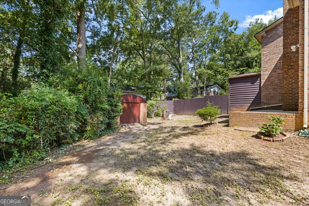 5278 Oakridge DR Stone Mountain, GA 30083