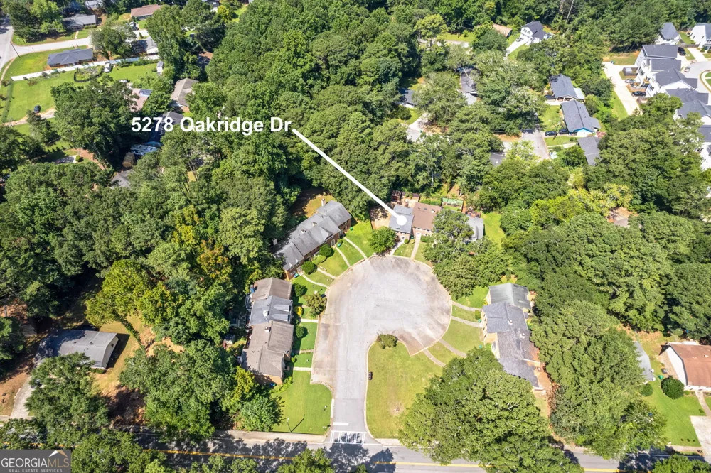 5278 Oakridge DR Stone Mountain, GA 30083