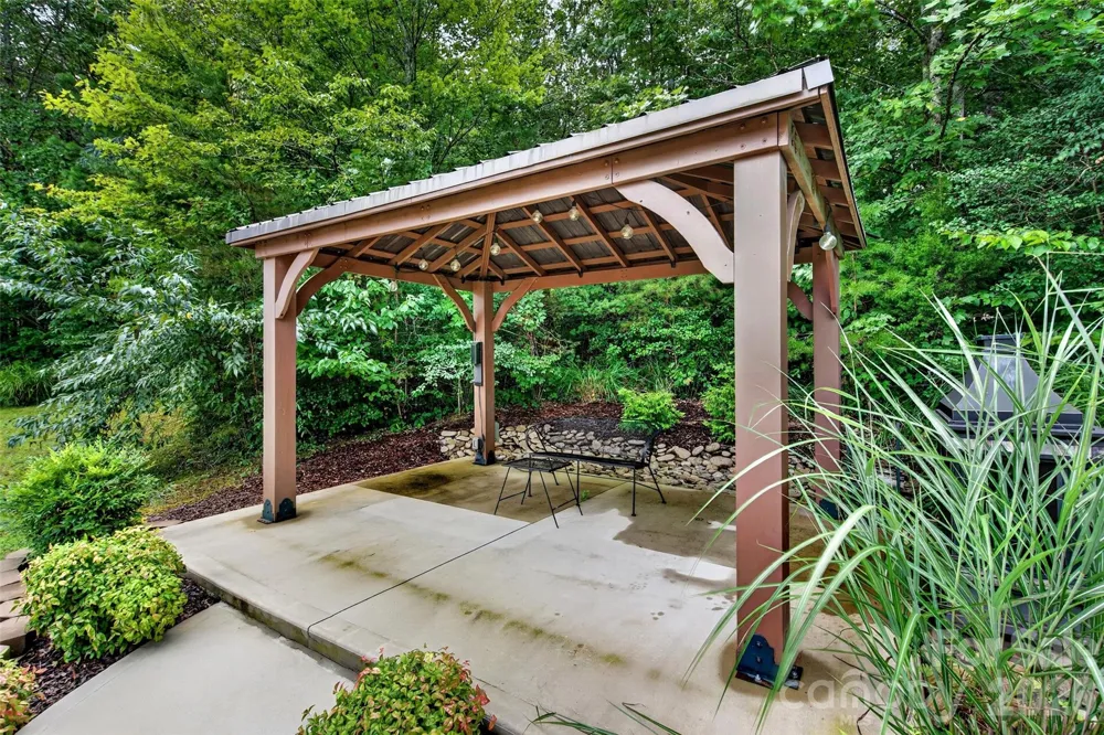 2428 Old Fort Sugar Hill Road Old Fort, NC 28762