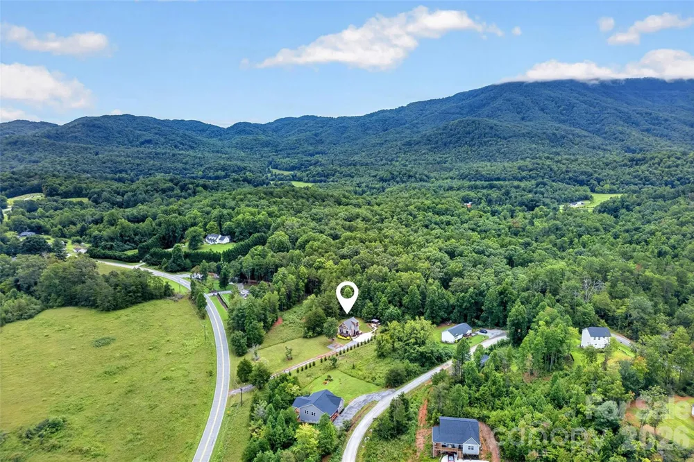 2428 Old Fort Sugar Hill Road Old Fort, NC 28762