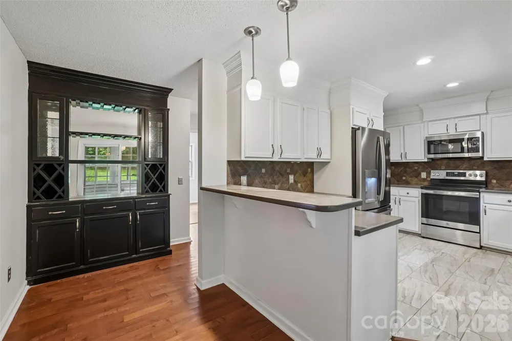 506 Fox Hollow Lane Mills River, NC 28759