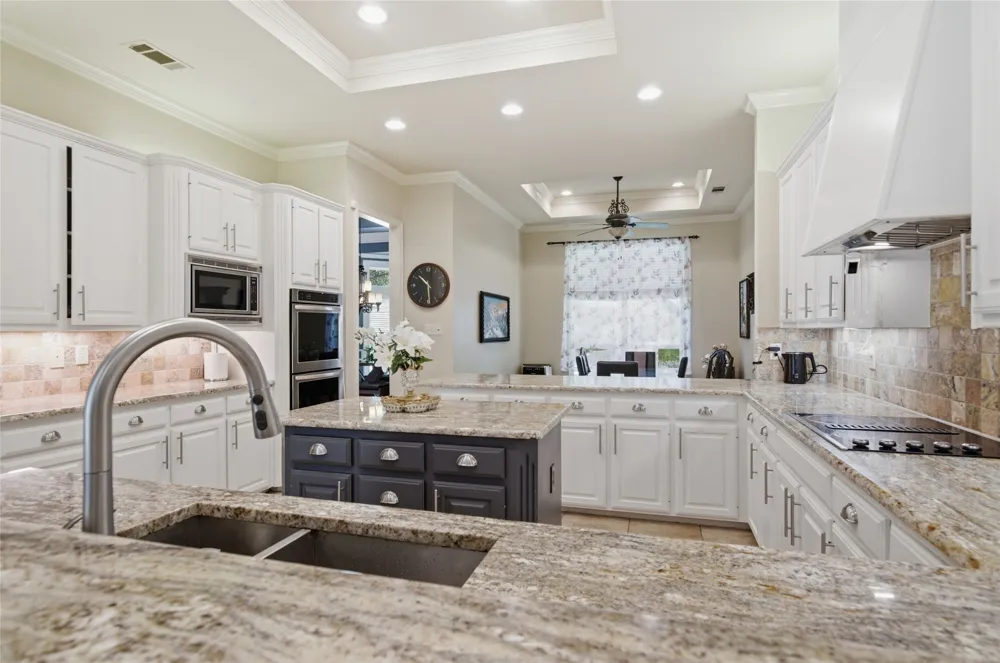 2702 Cottonwood Lane Colleyville, TX 76034
