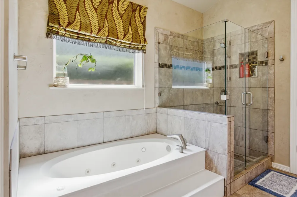 2702 Cottonwood Lane Colleyville, TX 76034
