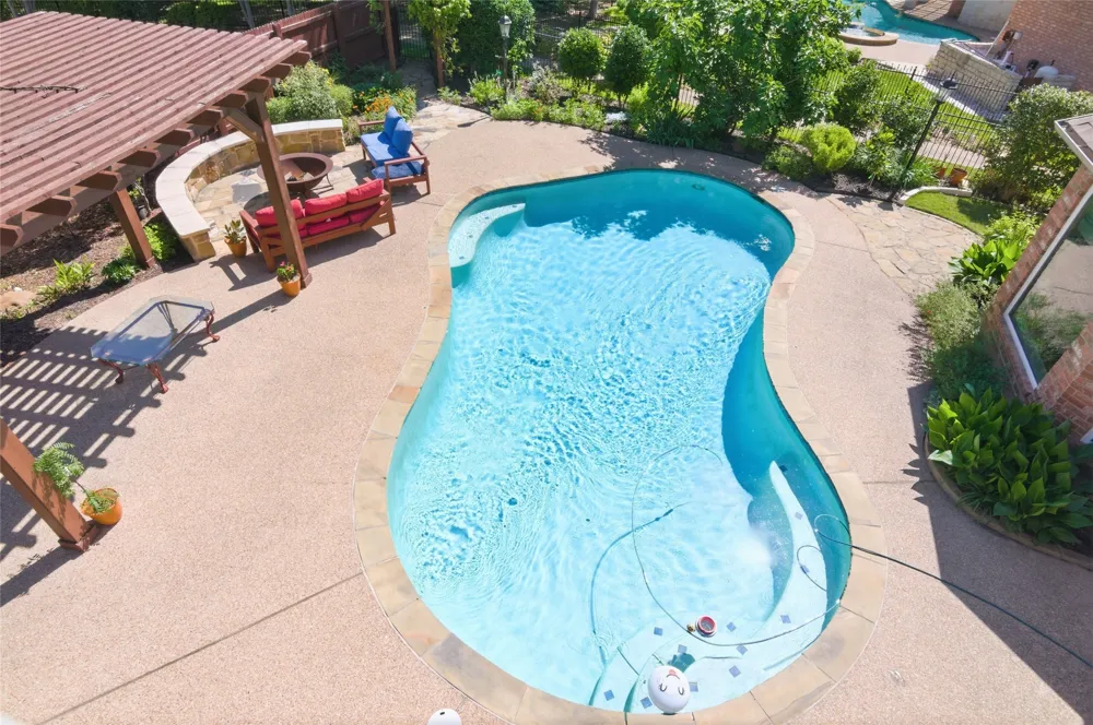 2702 Cottonwood Lane Colleyville, TX 76034