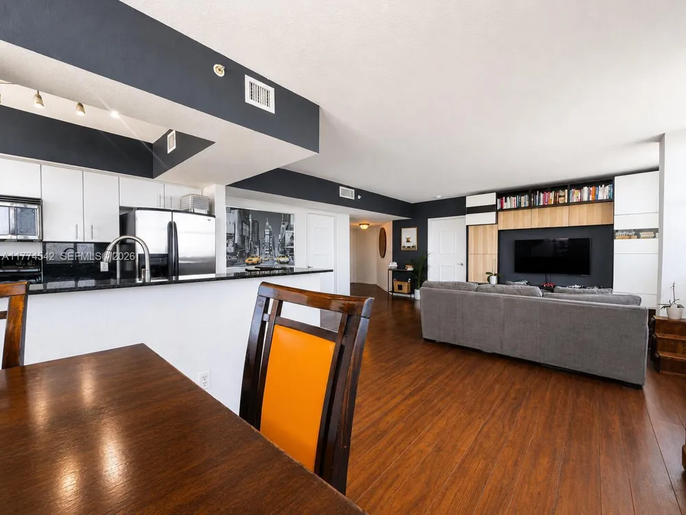 1625 Kennedy Cswy #603F North Bay Village, FL 33141