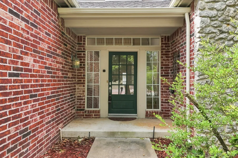 8752 E 102nd Street Tulsa, OK 74133