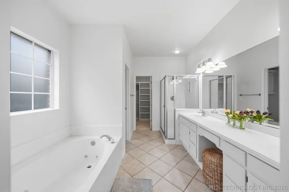 8752 E 102nd Street Tulsa, OK 74133