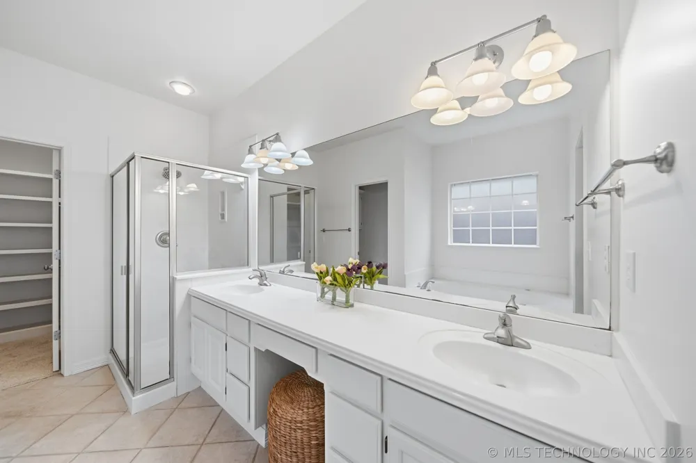 8752 E 102nd Street Tulsa, OK 74133