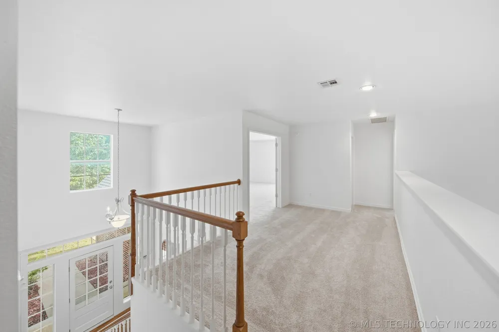 8752 E 102nd Street Tulsa, OK 74133