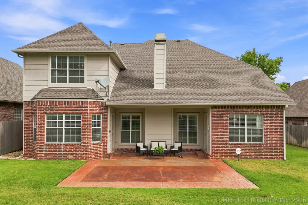 8752 E 102nd Street Tulsa, OK 74133